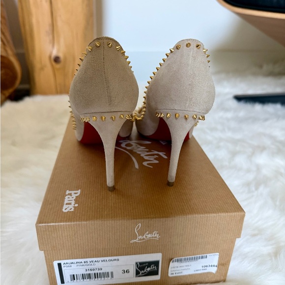 Christian Louboutin Anjalina suede gold stud pumps - Picture 4 of 6